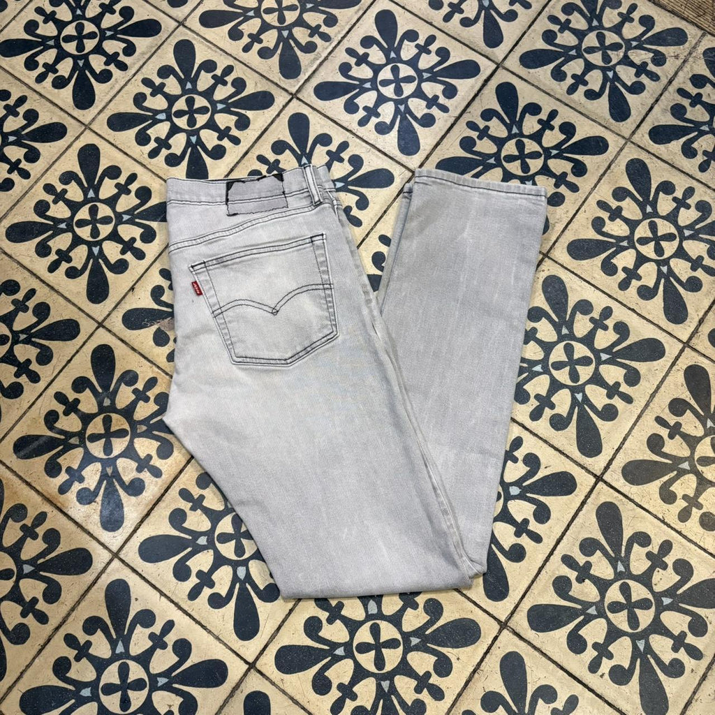 BR1209NO-F - Vintage retro essential  Levi’s Straight Leg Light Grey Wash Denim Jeans Trousers pants #denim #levis #jeans #skater