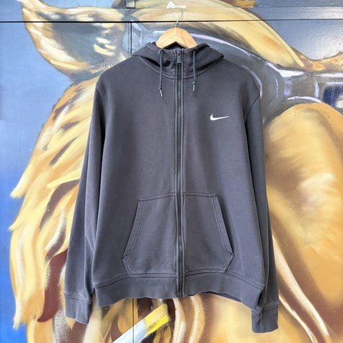 ADN1912ABI-U - Vintage Retro Essential Black Nike Full Zip Sweatshirt Hoodie with embroidered swoosh logo #90s #sportswear #essential #nike #y2k