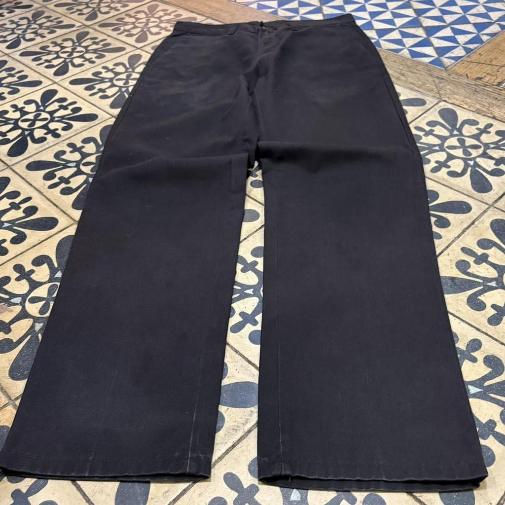 BR1011DO-F - Vintage retro essential Black Dickies Straight Leg Trousers pants casual workwear #skater #utility #workwear #straightleg #dickies