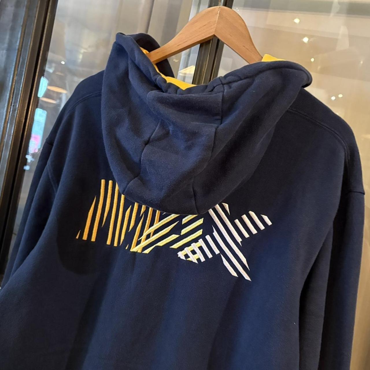 0325G50F - Vintage Retro Essential Navy Nike Air Max Full Zip Up Sweatshirt Hoodie with big spellout back embroidered logo and small chest logo #airmax #sportswear #essential #nike #y2k