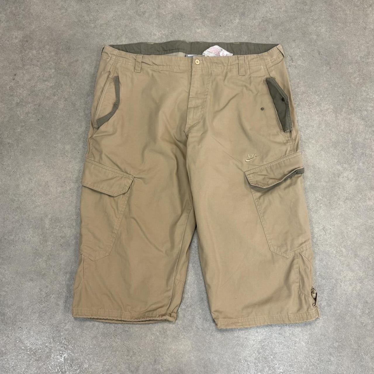 Vintage Beige Nike Cargo Shorts Mens 42” Over Knee Baggy Wide Leg Skate Surf Utility Hip Hop Streetwear Y2K