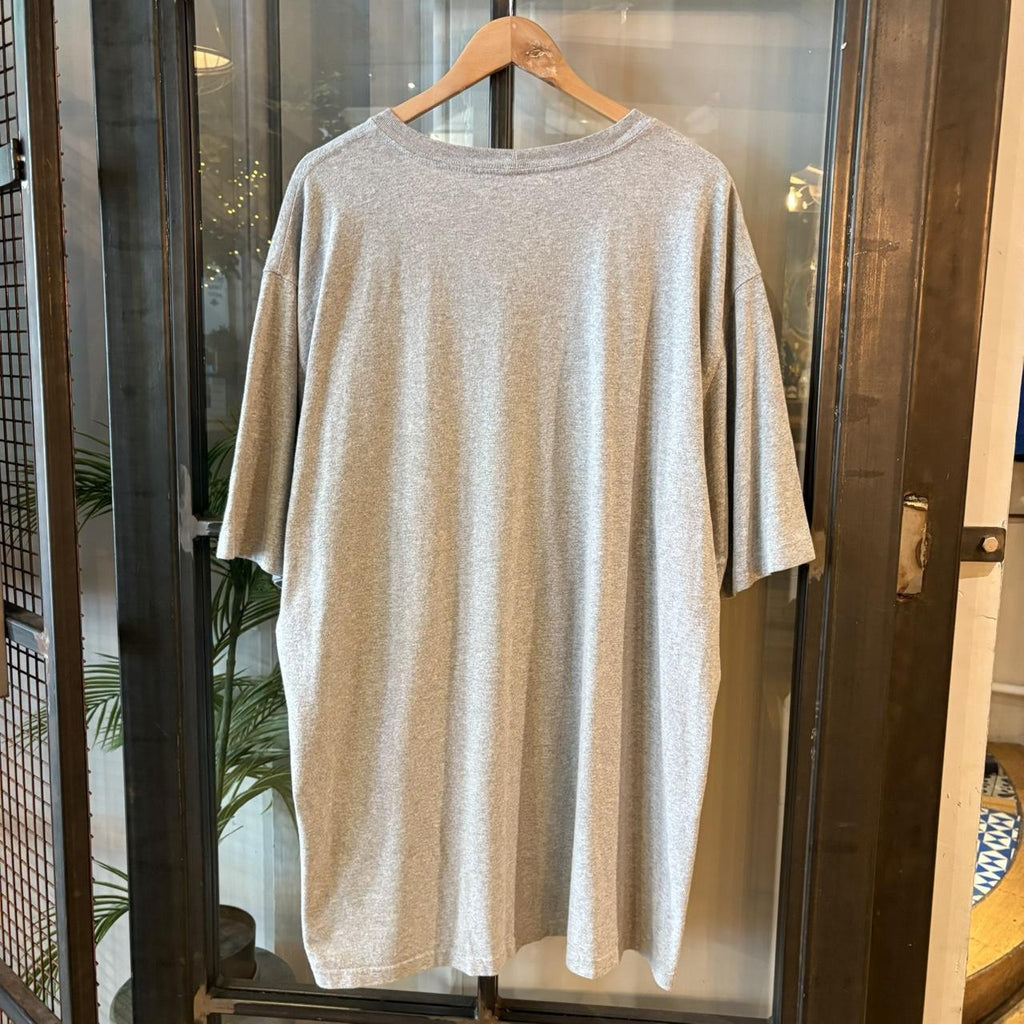 TEE497F - Vintage Retro Essential Grey Carhartt Pocket Top Tee T-shirt with embroidered patch logo #skater #workwear  #carhartt #y2k #pockettee