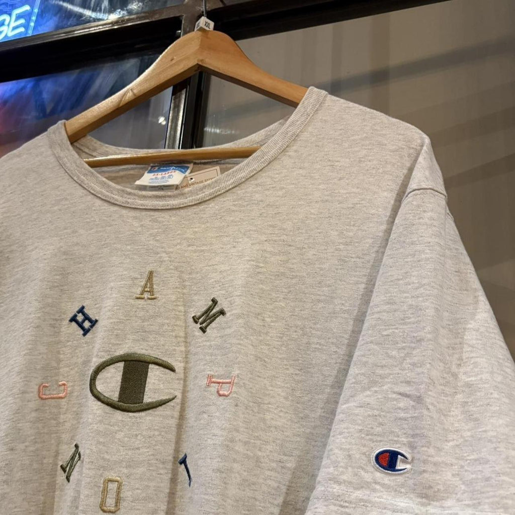BR2409J-F - Vintage Retro Essential Light Grey Champion Big Centre Embroidered Top Tee T-shirt #y2k #graphic #top #essential #champion