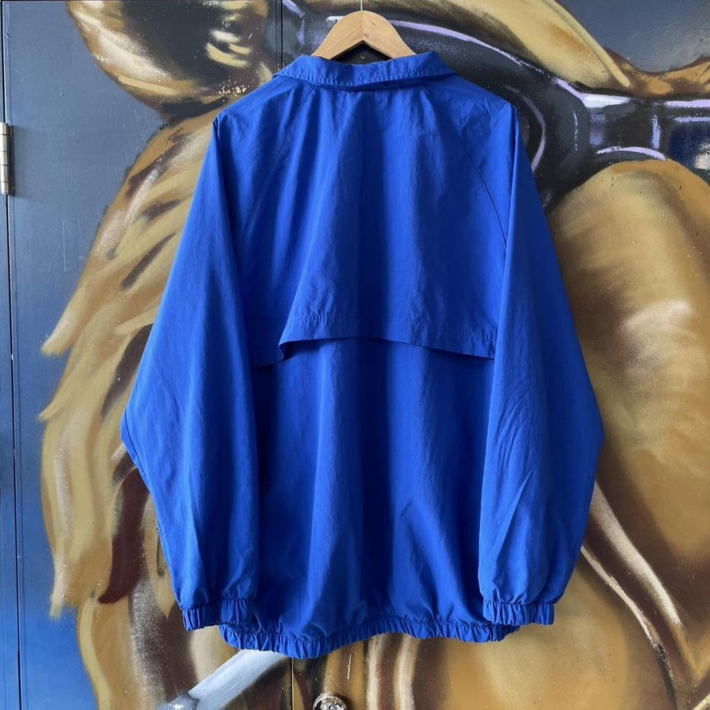 Nike Essential Full Zip Windbreaker