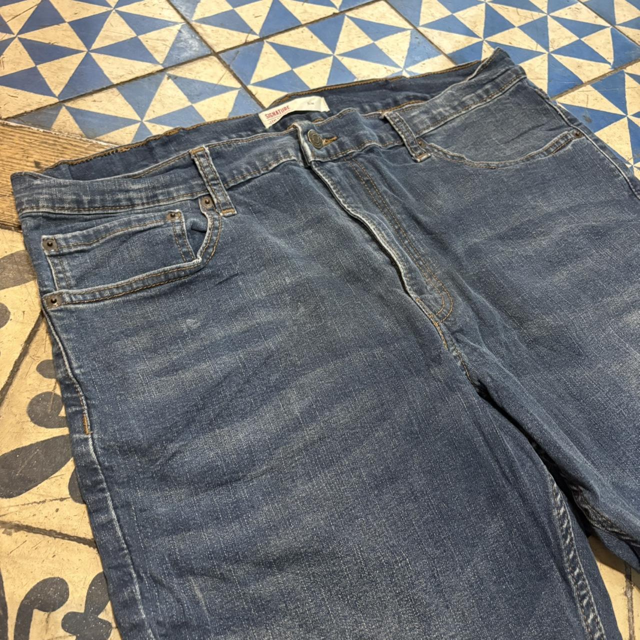JRT129A - Vintage Retro Essential Signature Levi's Strauss Dark Blue Wash Denim Shorts Jorts with detailed patch Logo carpenter workwear #hiphop #90s #jorts #skater #levis