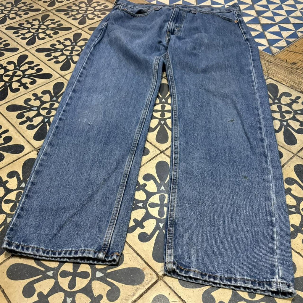 TRW602-P - Vintage retro essential Levi’s 505 Blue Wash Denim Jeans Trousers pants #denim #straightleg #levis #levis505 #jeans