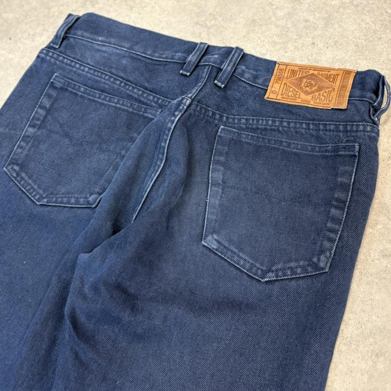 MES2705J - Vintage retro essential Diesel Navy Wash Denim Jeans Trousers pants #denim #straightleg #diesel #y2k #designer