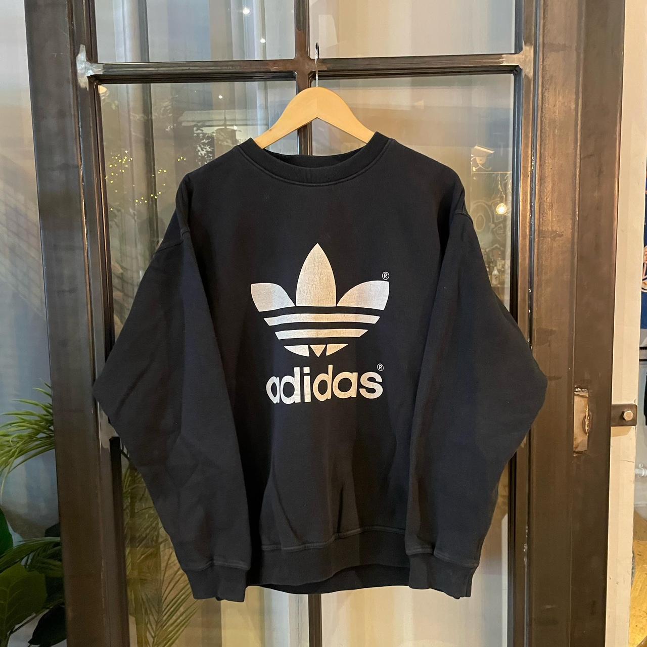 SWT547BR - Vintage Retro Essential Black Adidas Crewneck Jumper Sweatshirt with centre print logo #90s #sportswear #essential #y2k #adidas