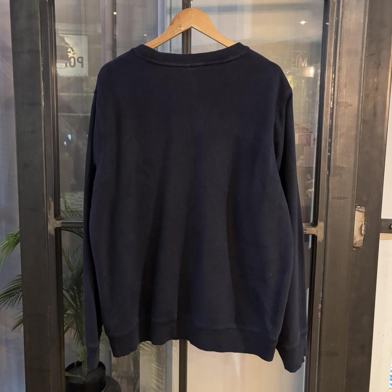 MA0202L-F - Vintage Retro Essential Navy Napapijri Geographic Crewneck Jumper Sweatshirt with spell out print logo #90s #sportswear #essential #y2k #napapijri