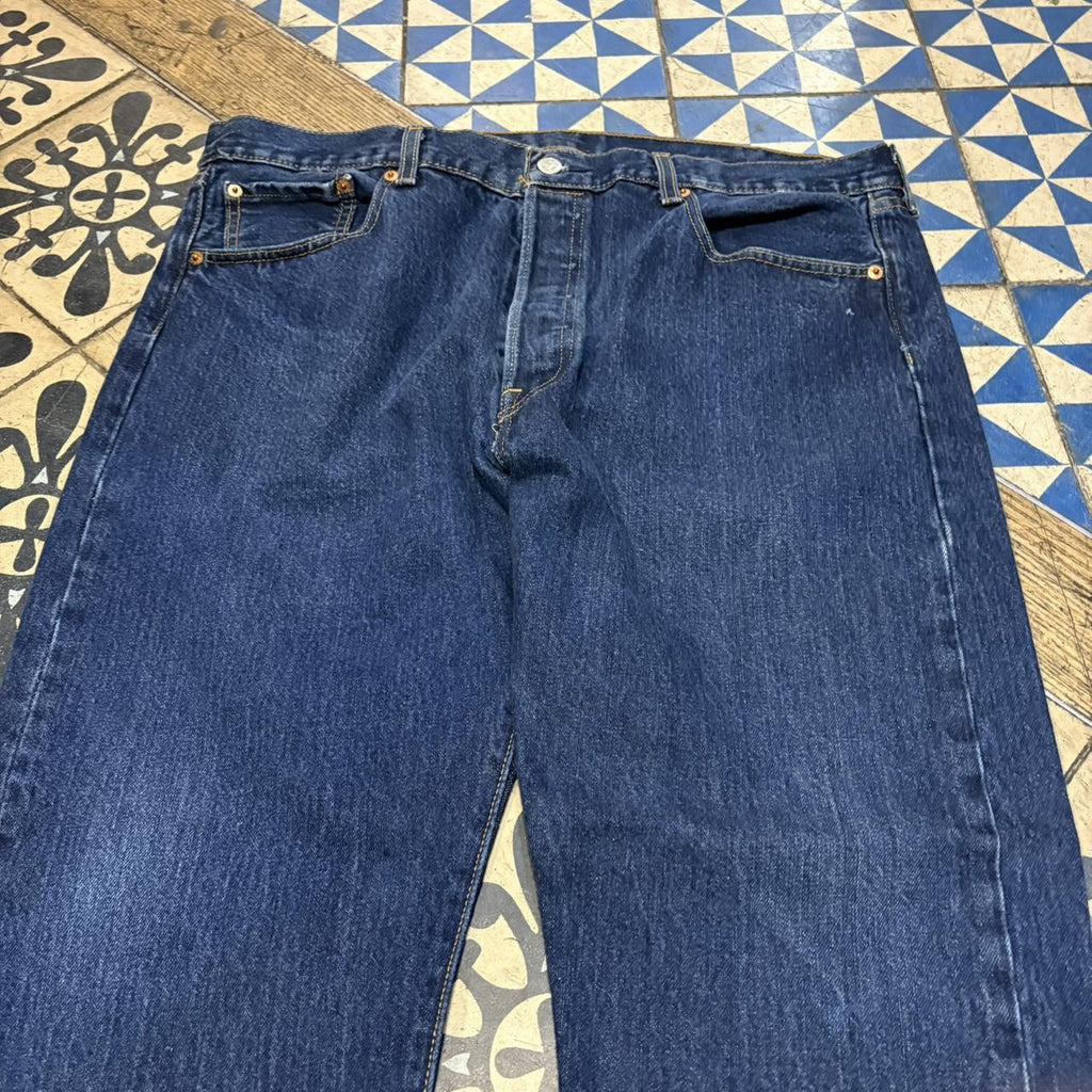 BR2804BB-F - Vintage retro essential  Levi’s 501 Straight Leg Dark Blue Wash Denim Jeans Trousers pants #denim #straightleg #levis501 #levis