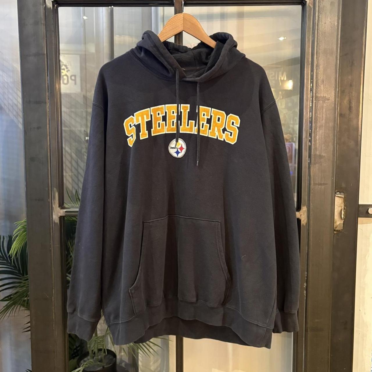 MA0109BW-F - Vintage Retro Essential Black NFL Steelers Sweatshirt Hoodie with embroidered patch logo and print logo spell out #90s #nfl #essential #steelers #y2k