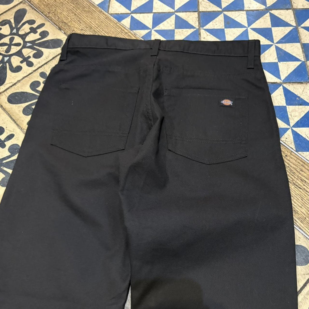 BR1011DH-F - Vintage retro essential Black Dickies Straight Leg Trousers pants casual workwear #skater #utility #workwear #straightleg #dickies