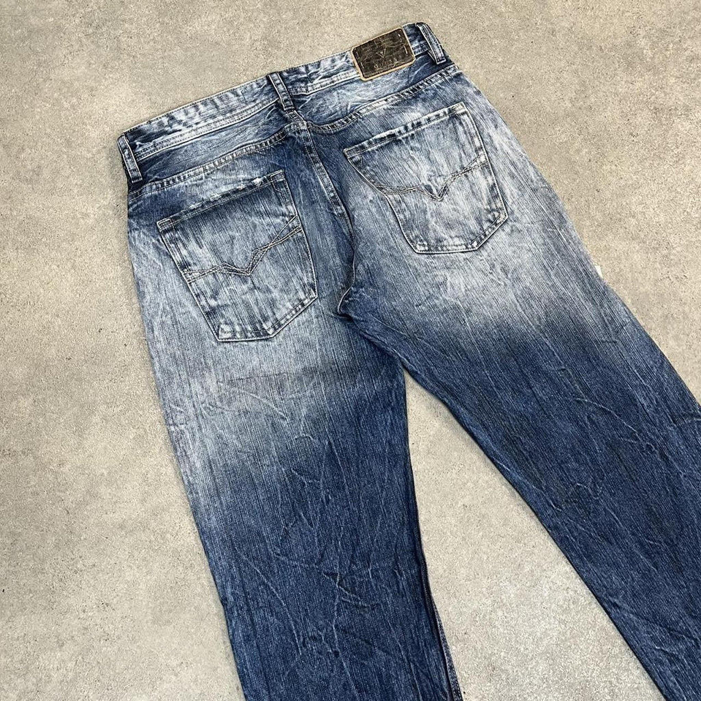 Guess USA Blue Y2K Wash Jeans