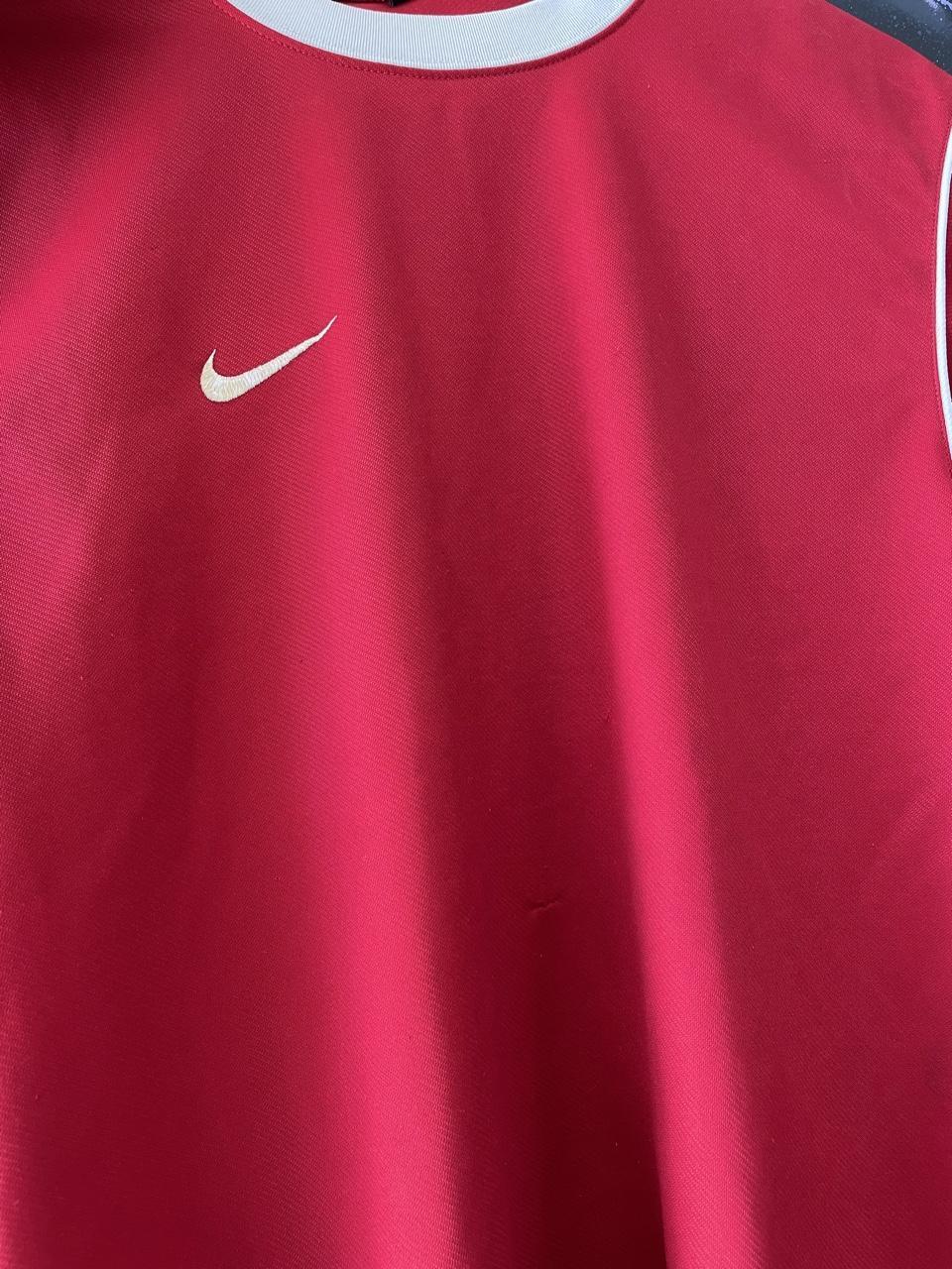 2000’s Nike Training Top