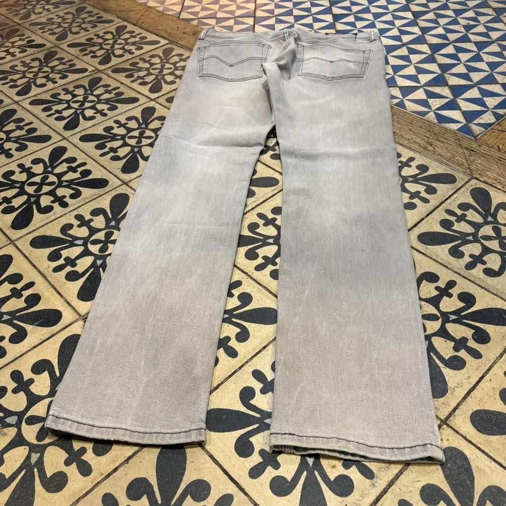 BR1209NO-F - Vintage retro essential  Levi’s Straight Leg Light Grey Wash Denim Jeans Trousers pants #denim #levis #jeans #skater