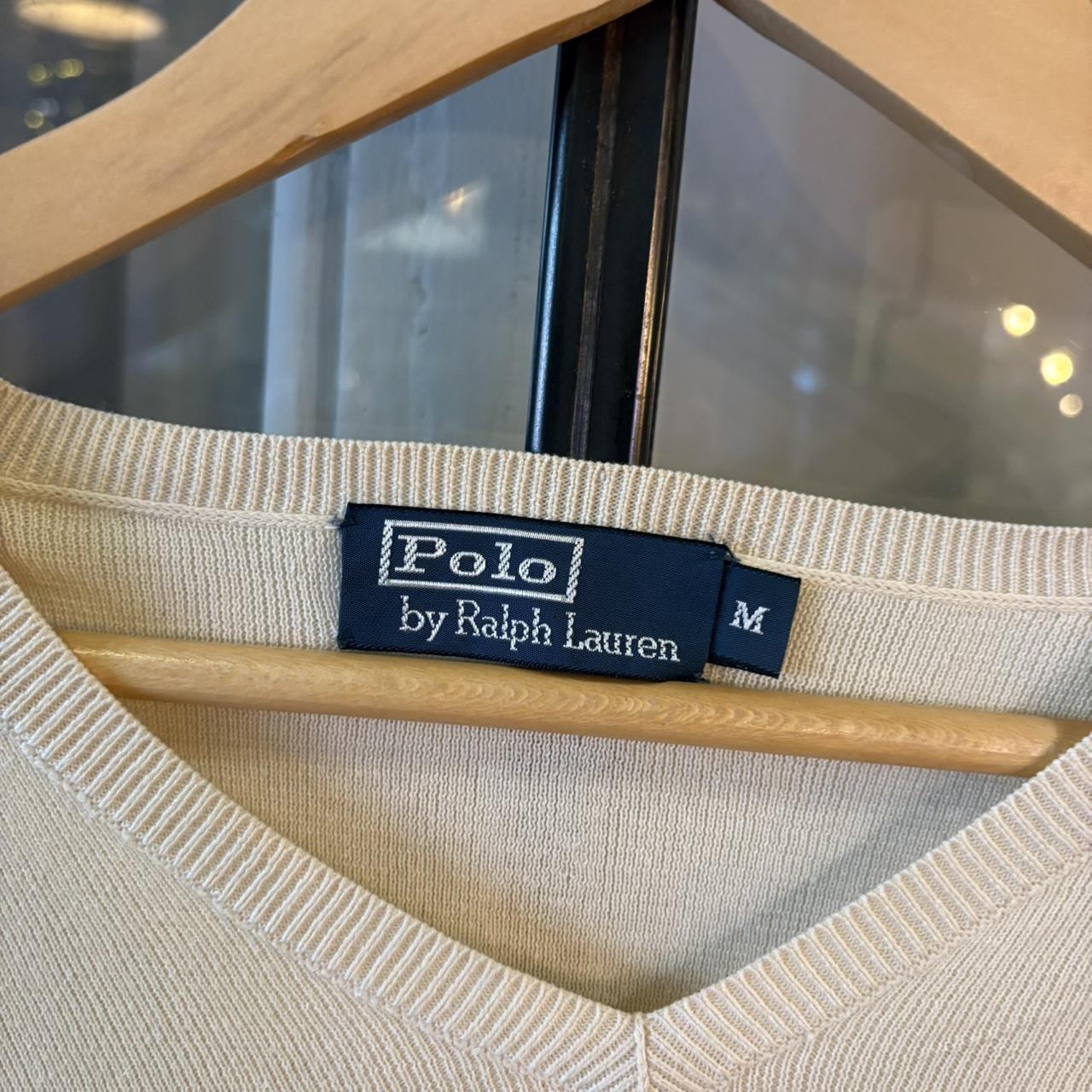 SWT574BR - Vintage Retro Essential Beige Polo Ralph Lauren sweatshirt v-neck knit Jumper #poloralphlauren #preppy #knitjumper #knitted