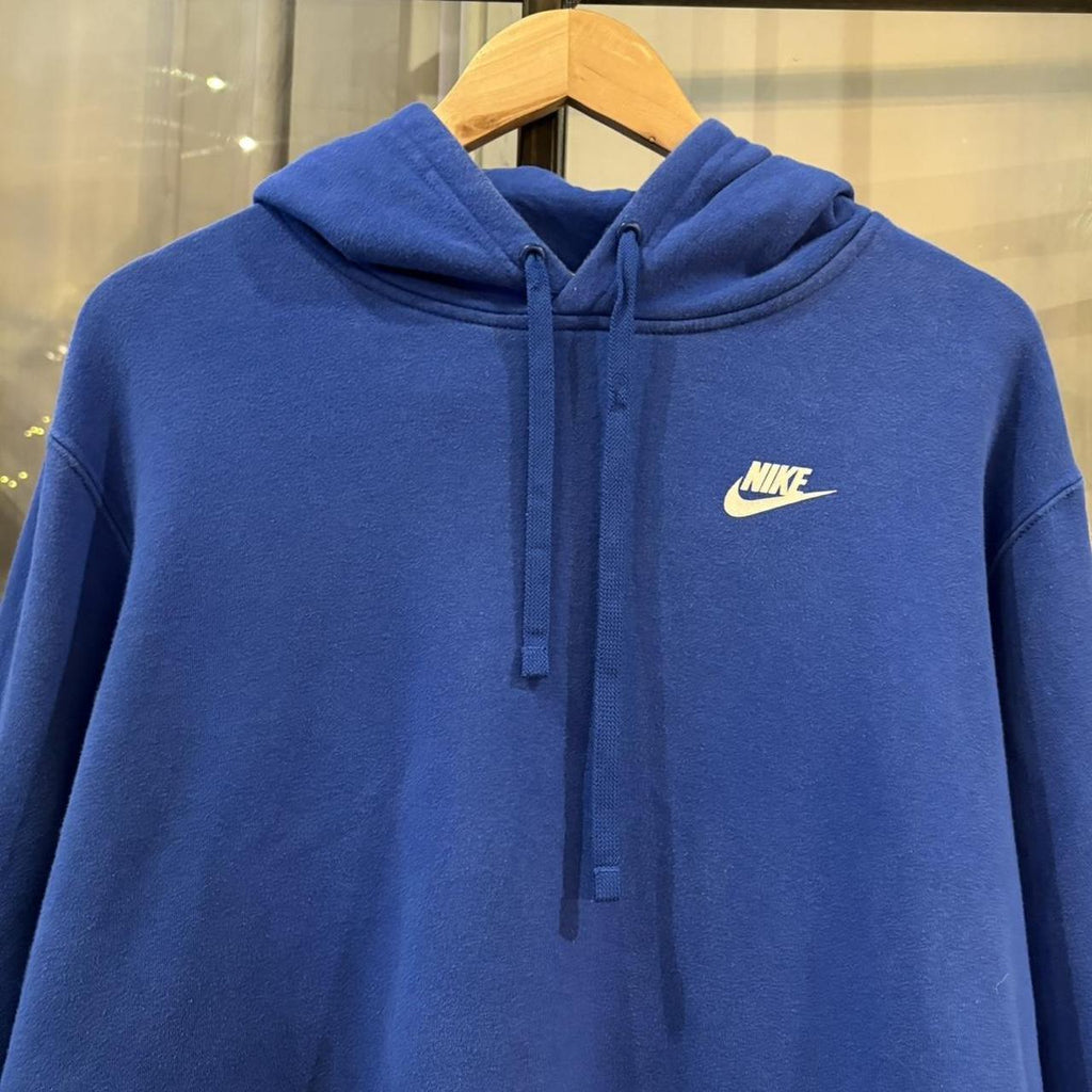 MA0202BC-P - Vintage Retro Essential Blue Nike Sweatshirt Hoodie with embroidered swoosh logo #90s #sportswear #essential #nike #y2k
