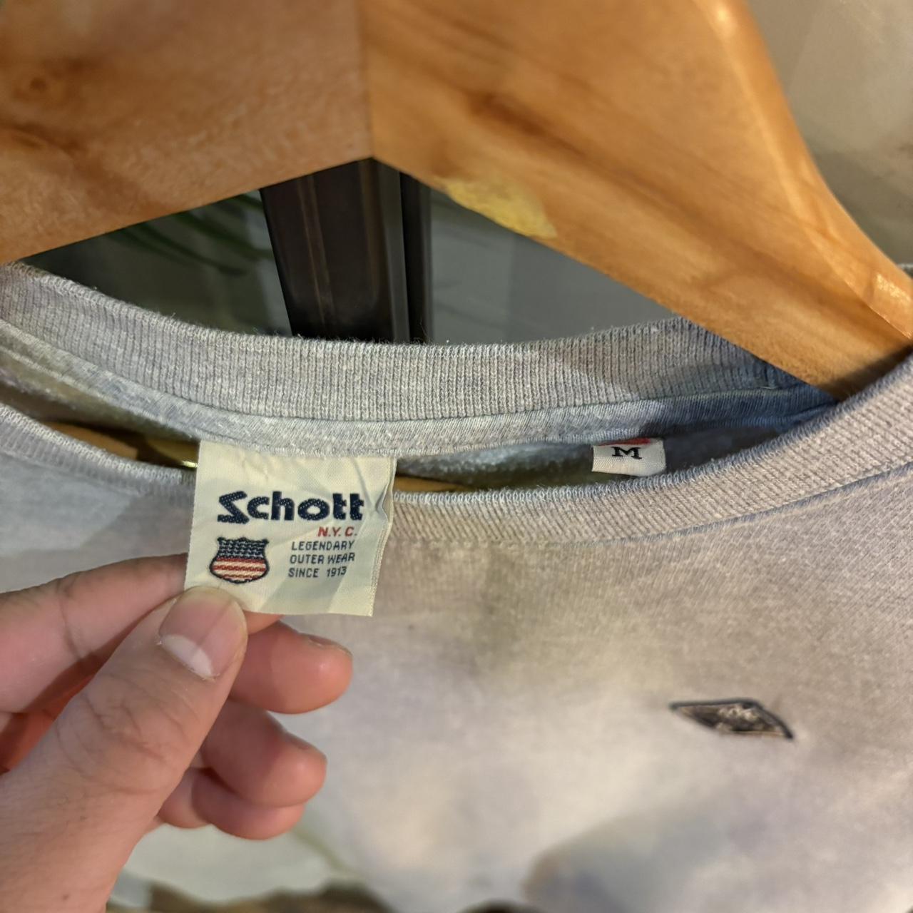 SWT441 - Vintage Retro Essential Light Grey NY New York Schott Crewneck Jumper Sweatshirt with big spellout patch logo #90s #newyork #essential #schott #y2k