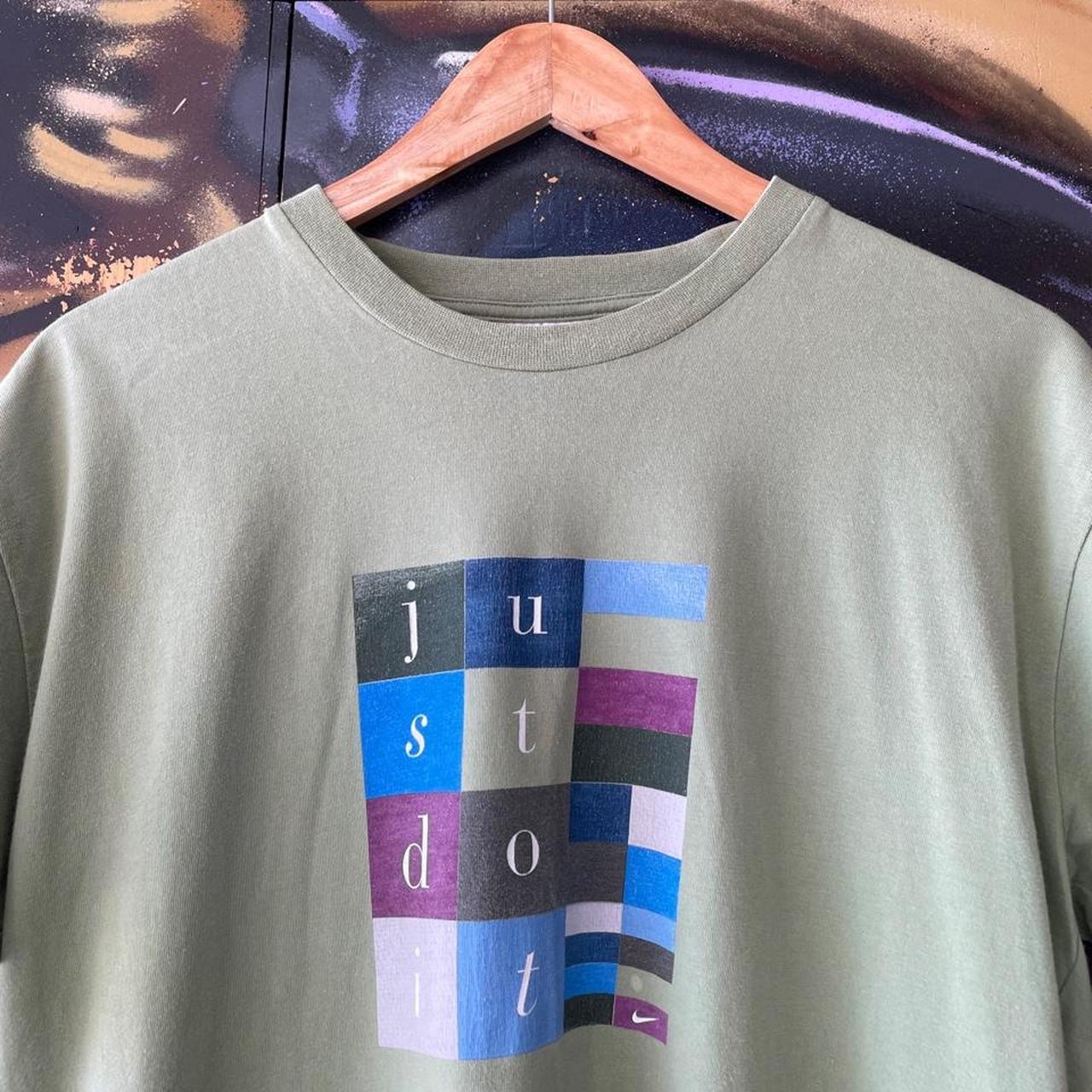 90s Nike ‘Just do It’ Graphic Tee