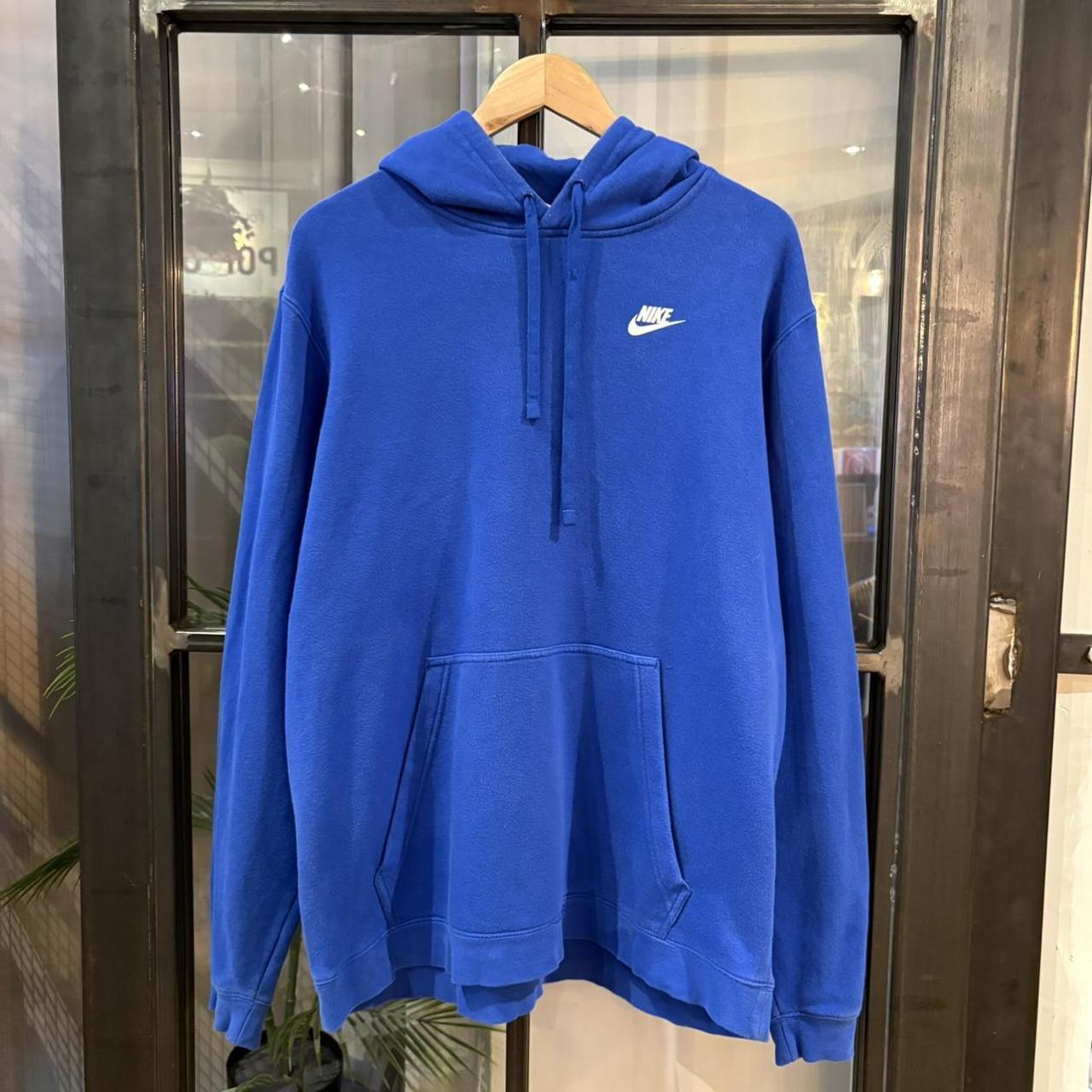 MA0202BC-P - Vintage Retro Essential Blue Nike Sweatshirt Hoodie with embroidered swoosh logo #90s #sportswear #essential #nike #y2k