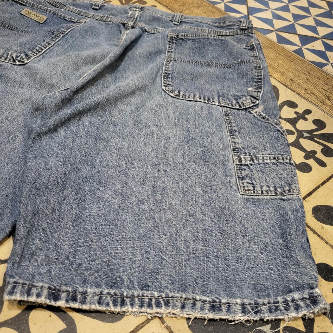 JRT5028 - Vintage Wrangler Denim Blue Wash Shorts Jorts with detailed embroidered Logo graphic carpenter workwear #jorts #carpenter #y2k #hiphop
