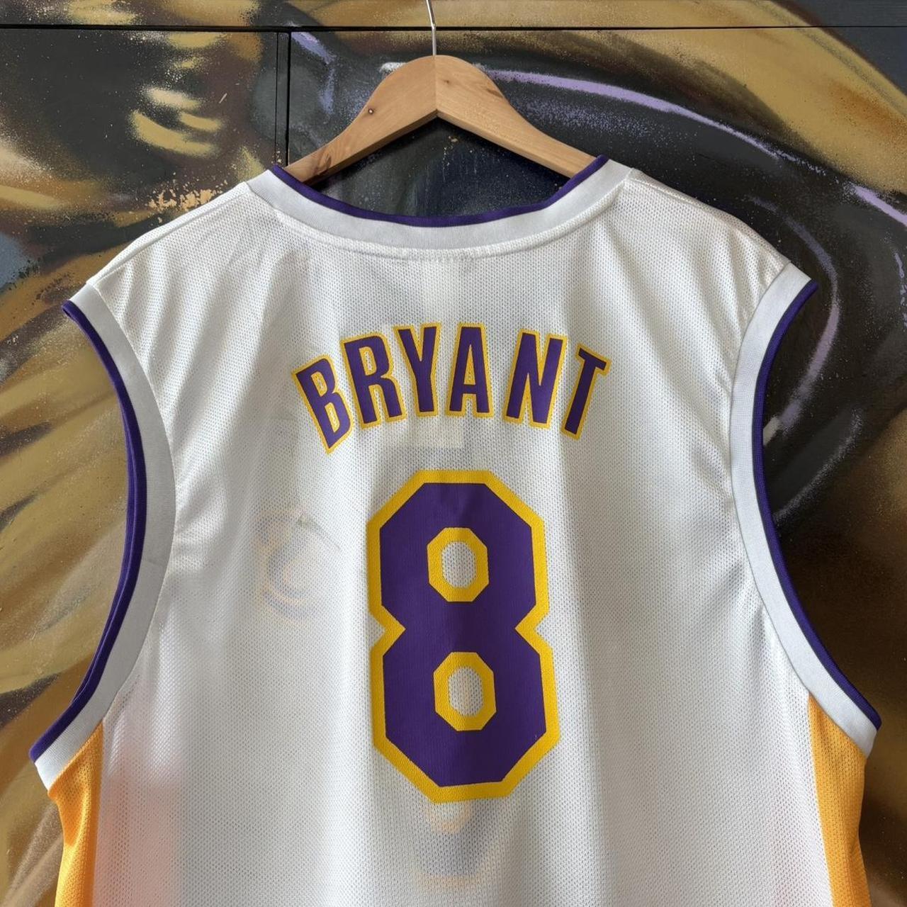 Vintage Reebok LA Lakers Jersey Mens Large White Kobe Bryant 8 Basketball Vest Top Kit BNWT 2002 Y2K