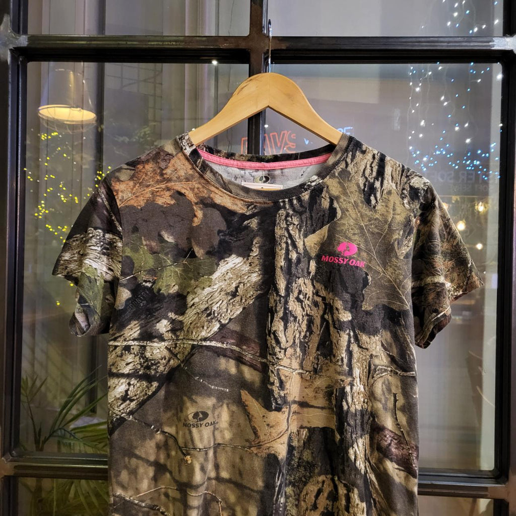 RTT166 - Vintage Retro essential adult mens RealTree Camouflage Khaki Green Brown Field Hunting graphic print Top T-Shirt Tee #camo #utility #realtree #camo