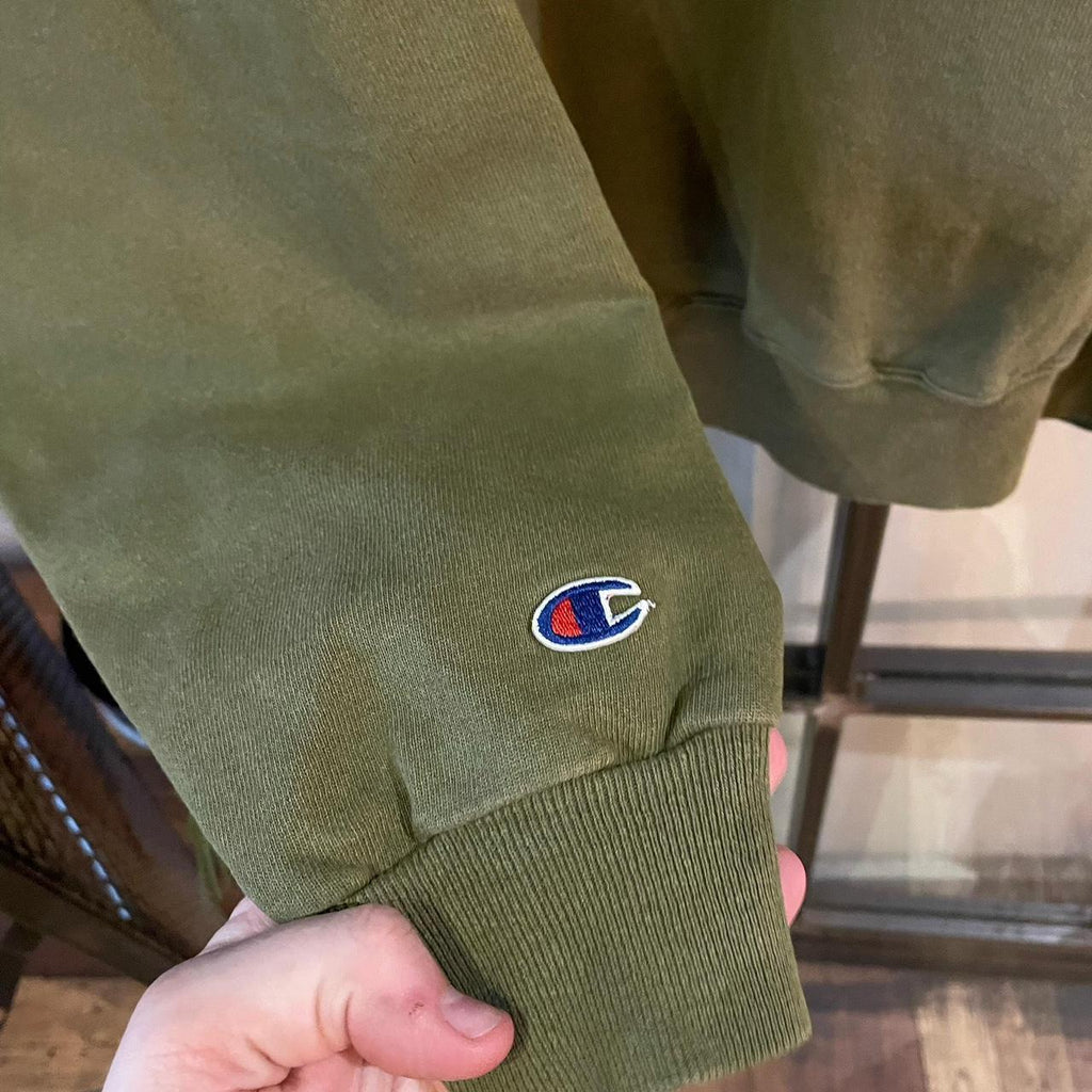 SWT449 - Vintage Retro Essential Khaki Champion Crewneck Jumper Sweatshirt with small spellout embroidered logo #90s #sportswear #essential #champion #y2k