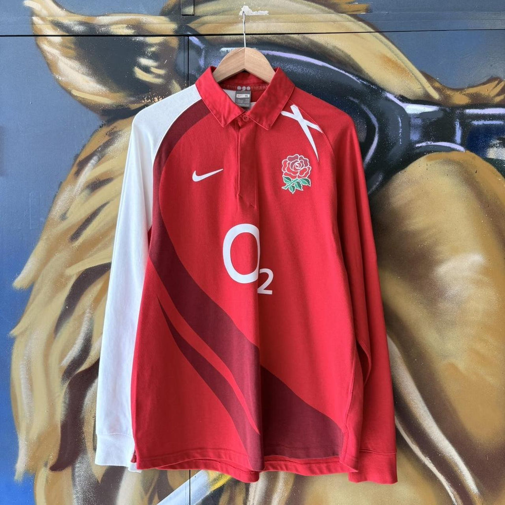 VIN1403B-U - Vintage Retro Essential Nike O2 England 2007-09 Away Collared Rugby Union Longsleeve Jersey Shirt top with embroidered Rose, England Flag and Swoosh logo and printed sponsorships #sportswear #rugby #o2 #jersey #england