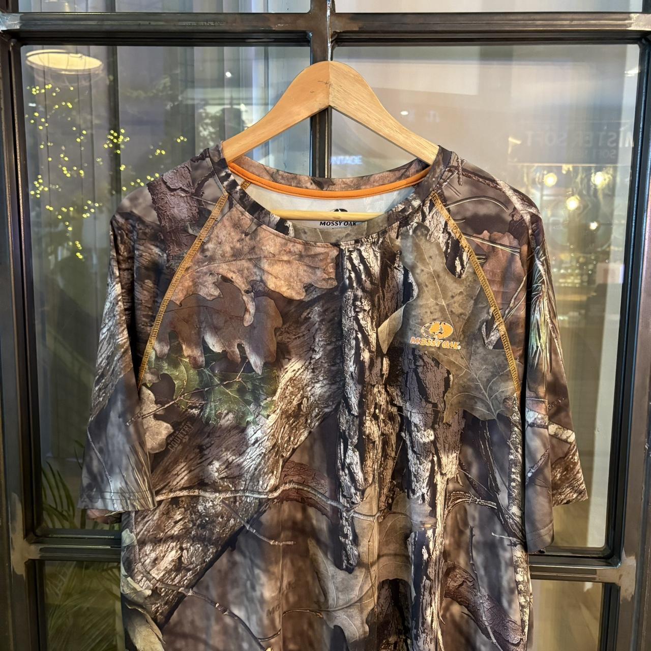 RTT236 - Vintage Retro essential adult mens RealTree Camouflage Khaki Green Brown Field Hunting graphic print Top T-Shirt Tee #realtree #camo #y2k #hunting #utility