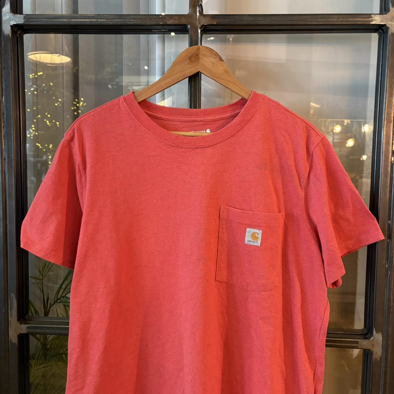 TEE403BR - Vintage Retro Essential Pink Carhartt Pocket Top Tee T-shirt #90s #skater #workwear #y2k #carhartt
