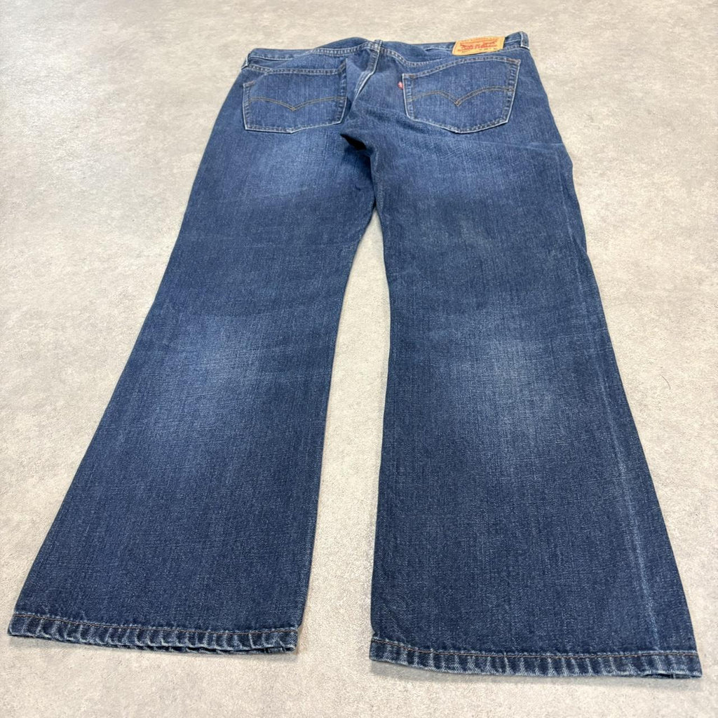 BR2401CN-U - Vintage retro Levi’s 527 Bootcut Dark Blue Wash Denim Jeans Trousers pants #denim #bootcut #levis #levis527 #jeans