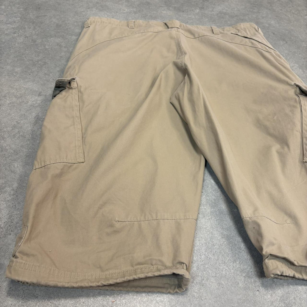 Vintage Beige Nike Cargo Shorts Mens 42” Over Knee Baggy Wide Leg Skate Surf Utility Hip Hop Streetwear Y2K