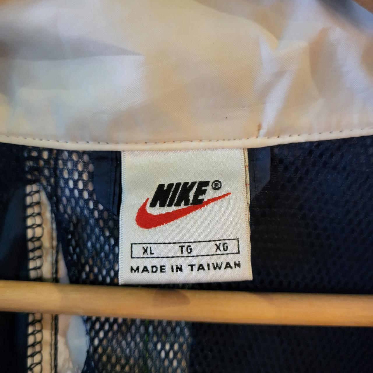 WDB3020 - Vintage Retro Nike Navy Essential Lightweight Windbreaker 1/4 quarter zip Full zip up Jacket #windbreaker #y2k #festival #nike #90s