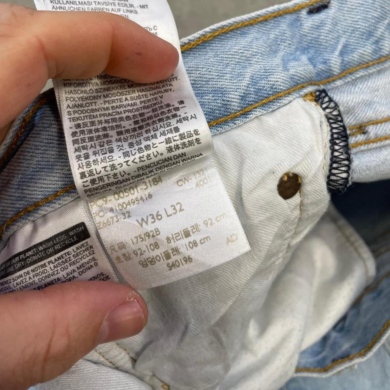 Levi’s 501 Light Wash Blue Denim Jeans