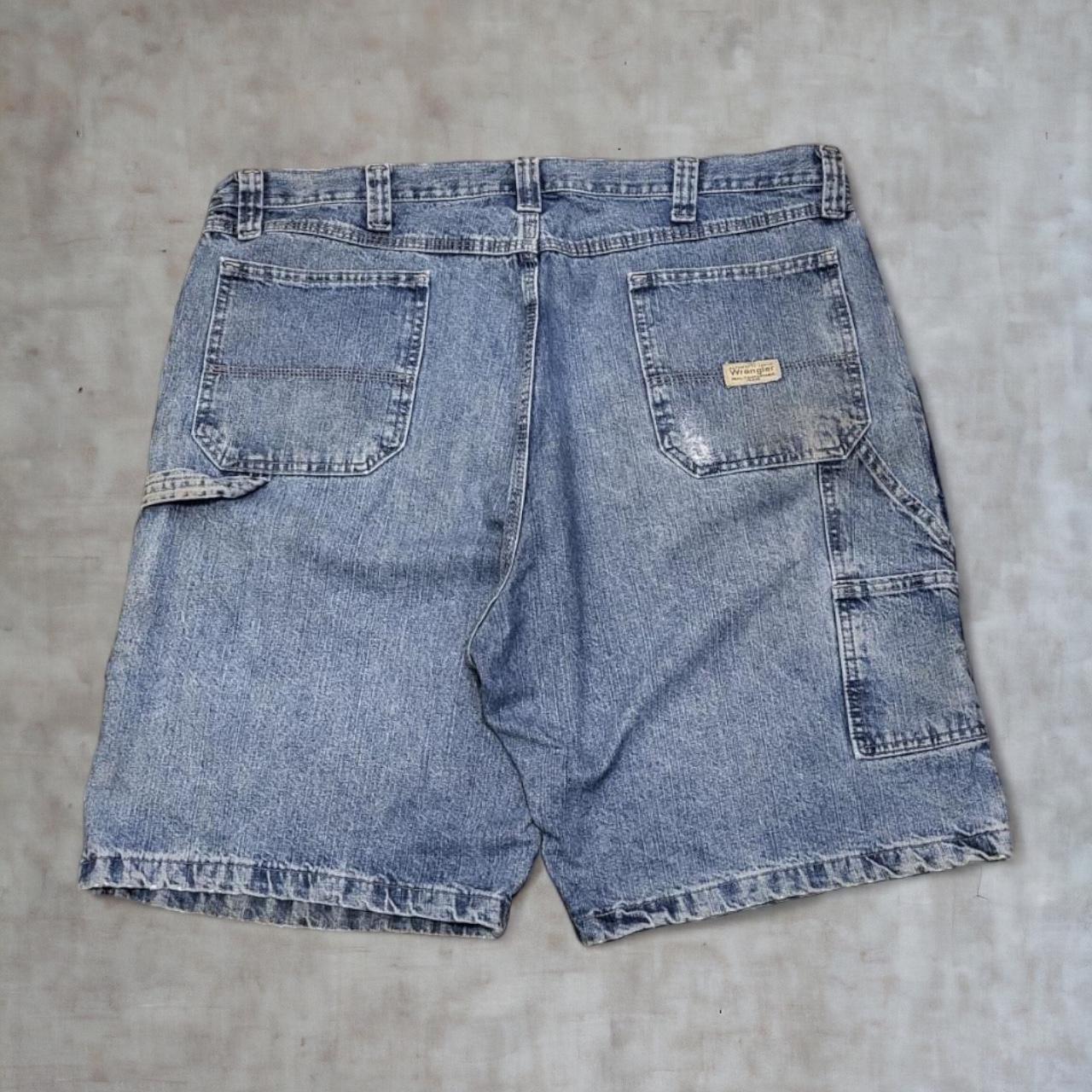 JRT5029 - Vintage Wrangler Blue Wash Denim Shorts Jorts with detailed embroidered Logo graphic carpenter workwear Old School Hip Hop ska