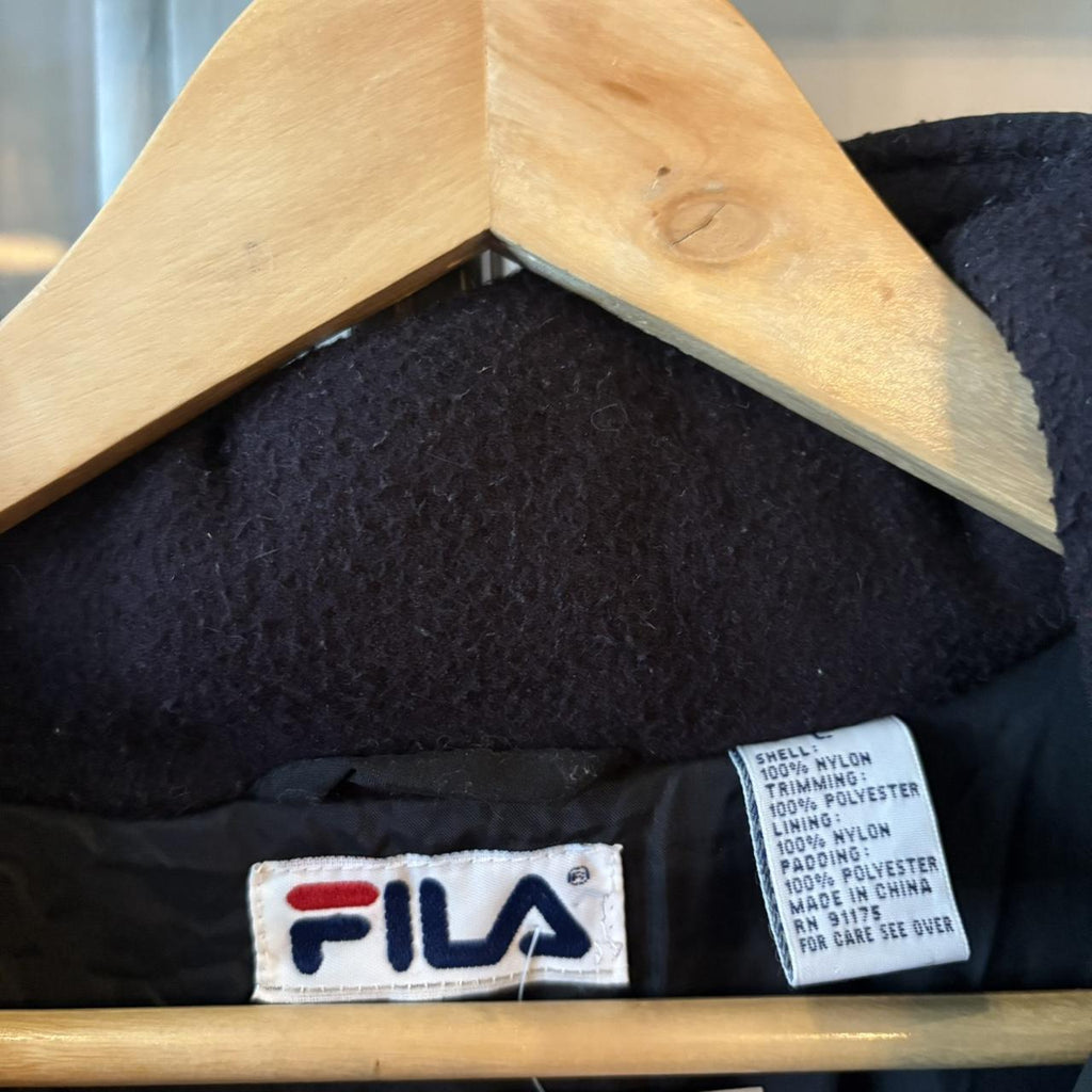 0325F87BR - Vintage Retro Essential Red and Black Fila 1/4 Zip and button up closure pullover sports jacket #sportswear #90s #y2k #fila