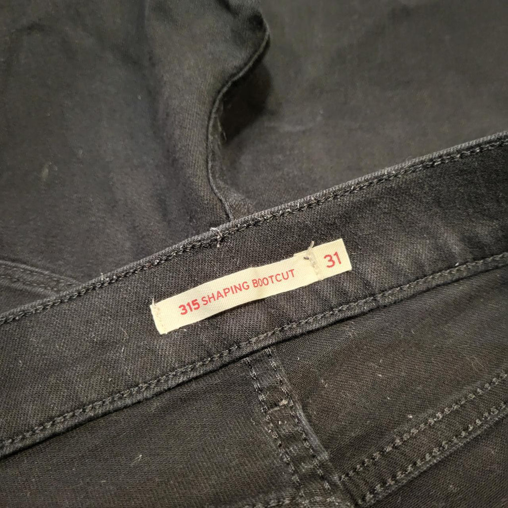 JNS217BR - Vintage retro essential adult Levi's 315 black 3/4 Trousers pants jeans #levis #levis315 #jeans #denim