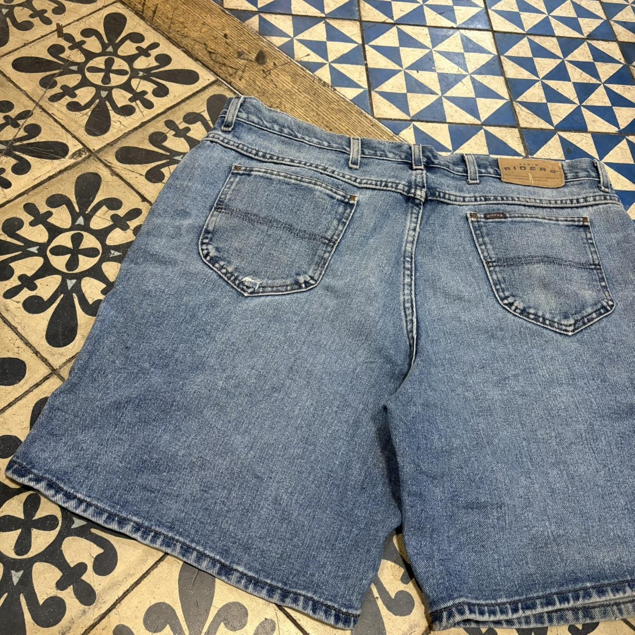 JRT108 - Vintage Retro Essential Rider Mid Blue Wash Denim Shorts Jorts with detailed patch Logo carpenter workwear #hiphop #90s #jorts #skater