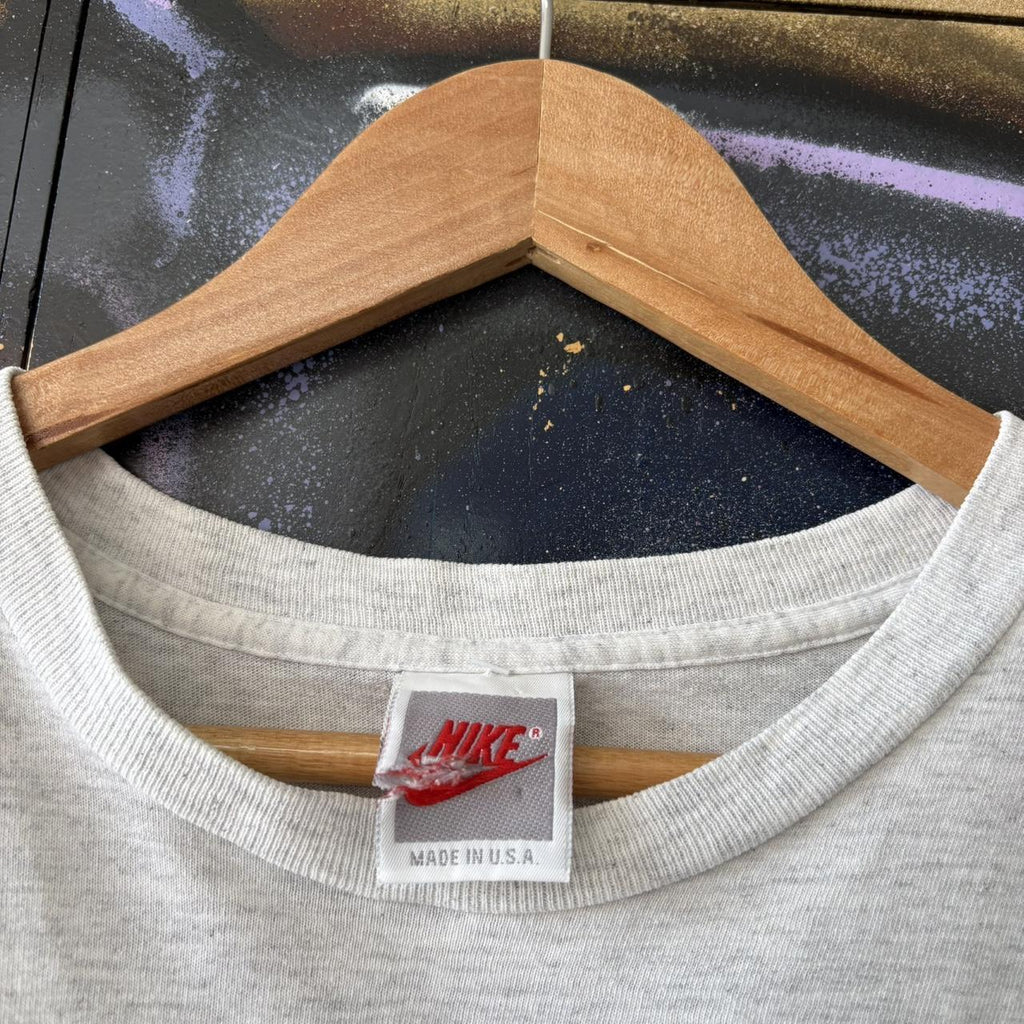Vintage Nike Jordan T Shirt Tee Mens Small Grey Single Stitch Jumpman Graphic Print Logo NBA 90s Y2K