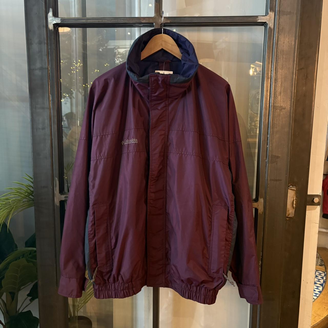 0325F63BR - Vintage Retro Essential Purple Columbia Lightweight jacket coat #gorpcore #hike #expedition #festival #columbia