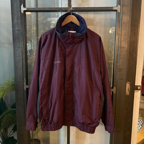 0325F63BR - Vintage Retro Essential Purple Columbia Lightweight jacket coat #gorpcore #hike #expedition #festival #columbia