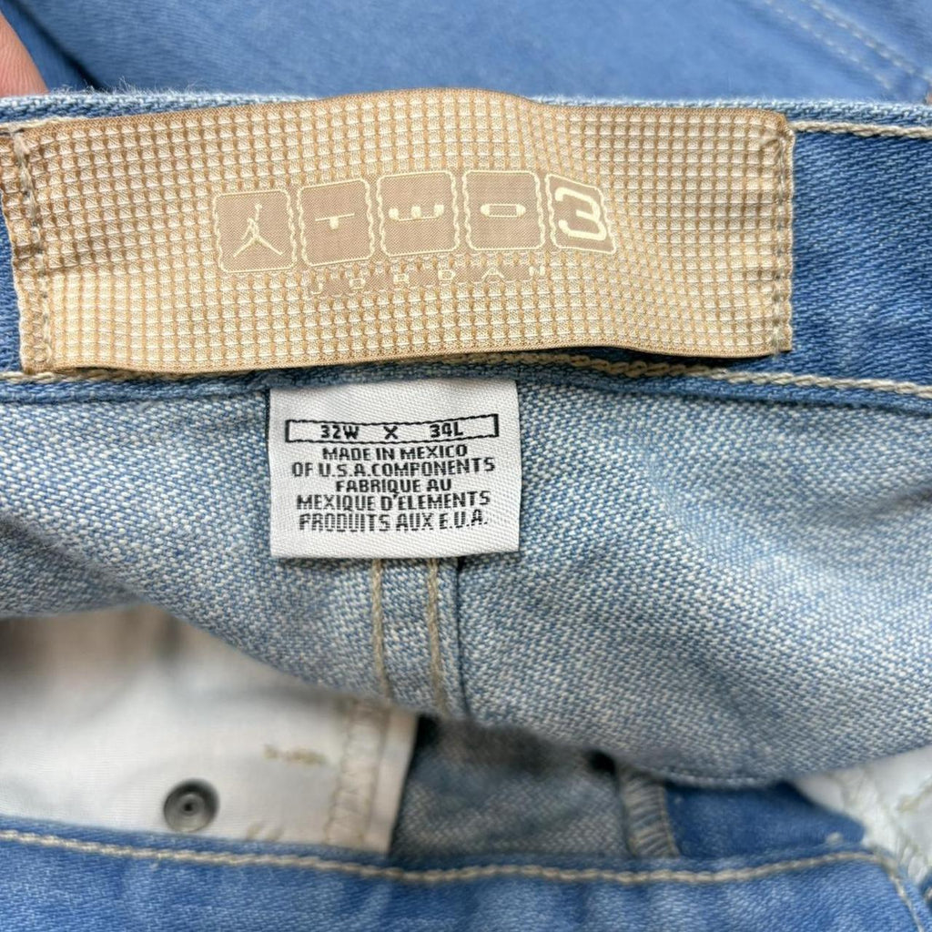 MES2710KA-U - Vintage retro essential  Jordan TWO3 Blue Wash Denim Jeans Trousers pants with embroidered detailing #denim #jordan #straightleg #jeans