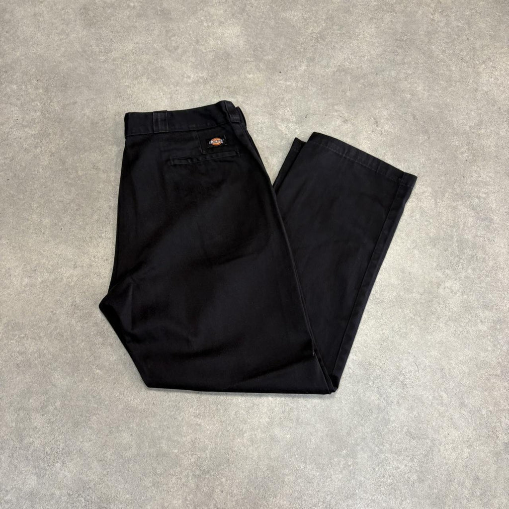 BR1011AO-U - Vintage retro essential  Black Dickies Straight Leg Trousers pants casual workwear #skater #utility #workwear #straightleg #dickies