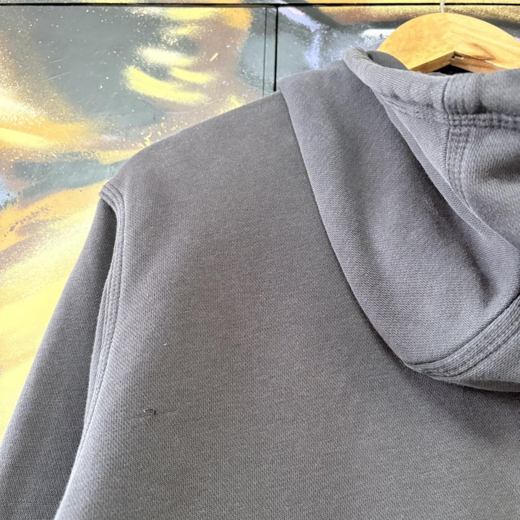 ADN1912ABI-U - Vintage Retro Essential Black Nike Full Zip Sweatshirt Hoodie with embroidered swoosh logo #90s #sportswear #essential #nike #y2k