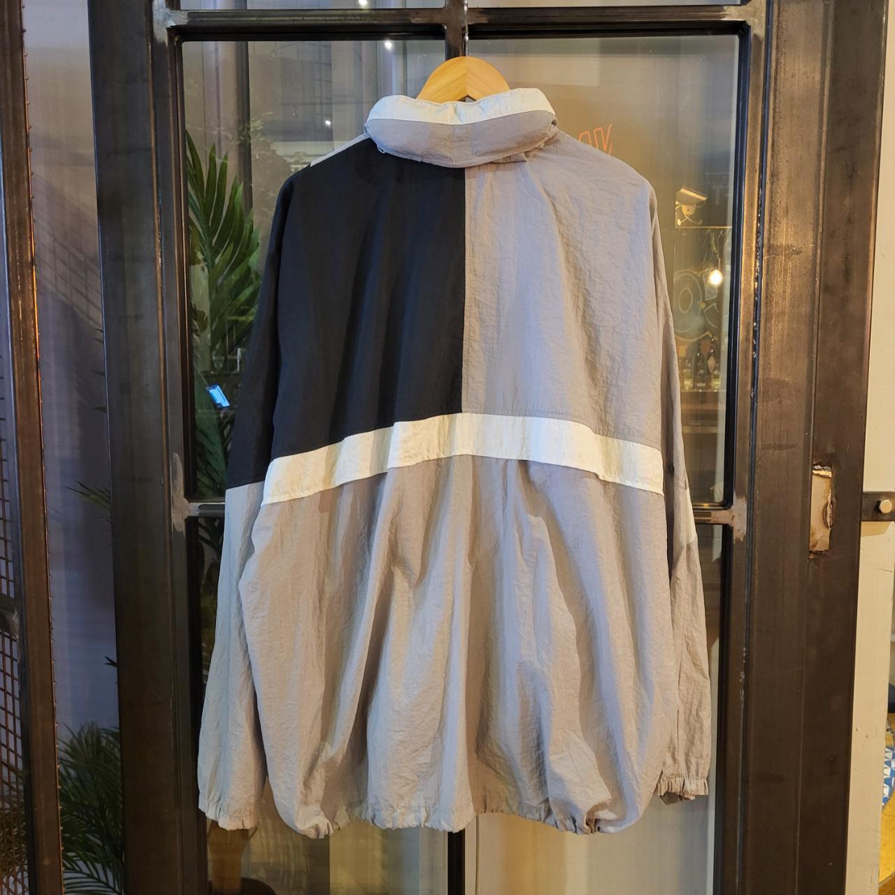WDB3002 - Vintage Retro Essential Adidas Lightweight quarter 1/4 zip windbreaker Jacket #90s #adidas #windbreaker #oversized