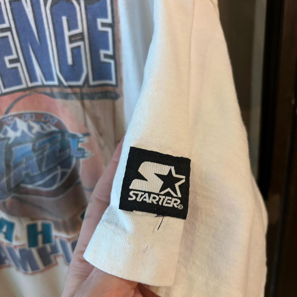 0325A70UP1 - Vintage Retro Essential White NBA Utah Jazz Western Conference Champions 1997 Single Stitch Graphic Print Top Tee T-shirt on starter tag #90s #basketball #nba #utahjazz #starter