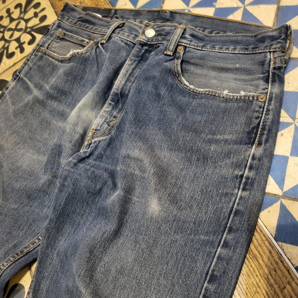 TRW274 - Vintage retro essential adult Levi's 505 Blue wash Baggy Overszied Trousers Jeans Denim pants with embroidered embroidery label carpenter casual workwear wide leg skate 90s Y2K style
