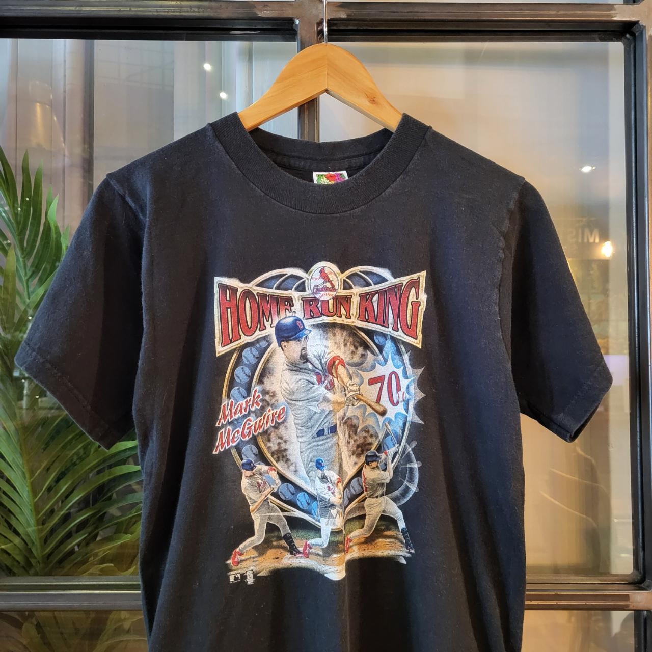 TEE820 - Vintage Retro essential adult mens MLB Baseball Legend Mark McGwire MLB Cardinals Greatest Hits 1998 Single Season Final Home Run Record! Tour Black graphic print Top T-Shirt Tee Wide Boxy Cropped Fit 90s y2k style