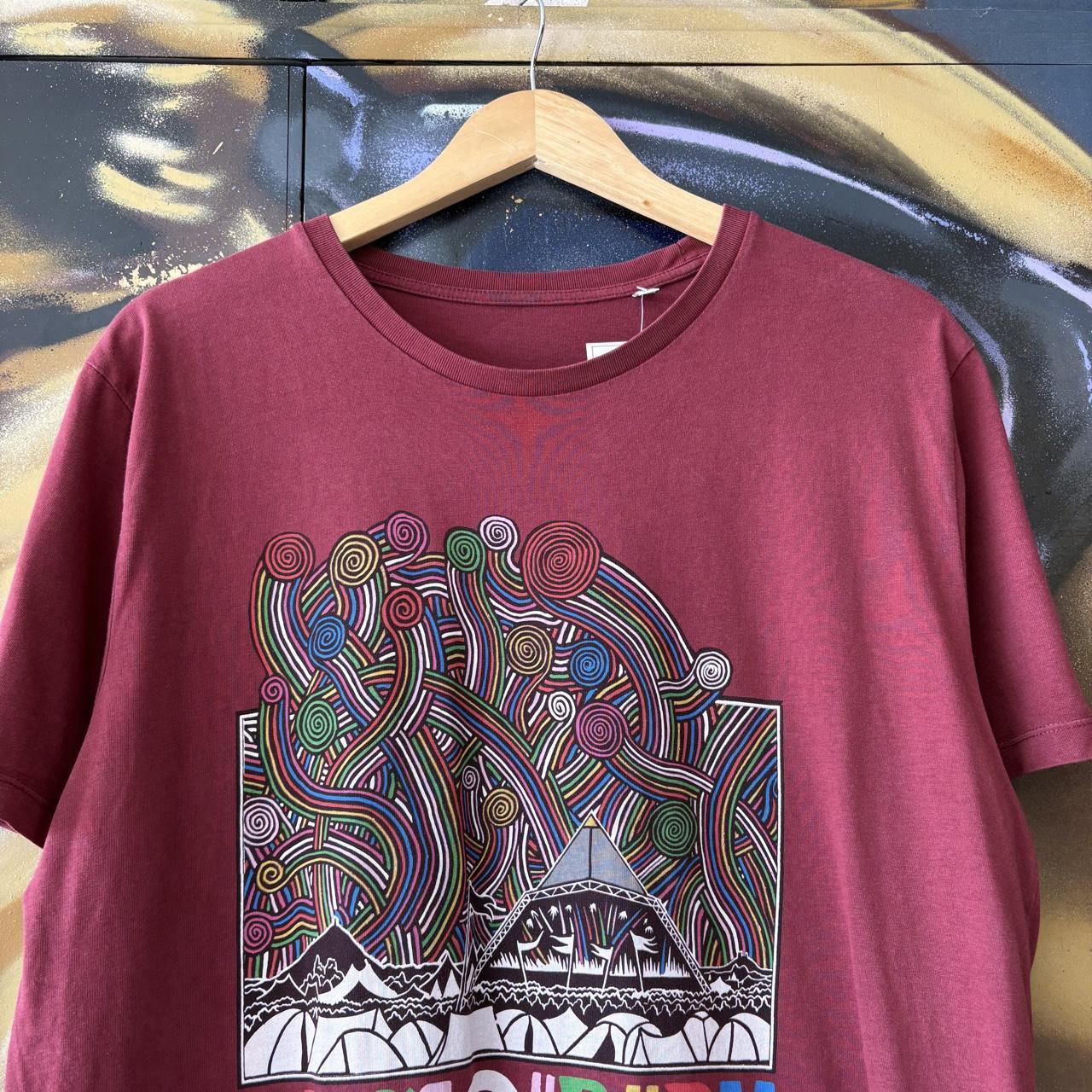 Vintage Glastonbury 2016 Tshirt Mens XL Maroon Red Tour Merch Music Festival Art Tee Top Y2K 2000s
